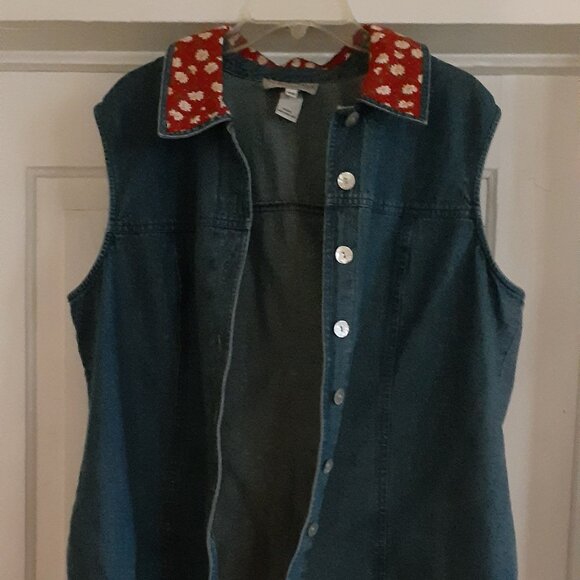 Stonebridge Blue Denim Vest, Sleeveless w/Red Floral Collar, Size 16W - Picture 3 of 9